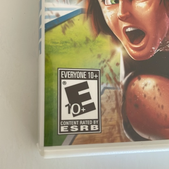 Nintendo Wii 2010 ABC Wipeout The Game Activision Video Game - Picture 2 of 10